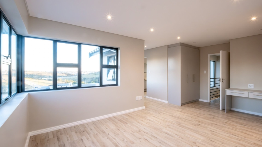 3 Bedroom Property for Sale in Blue Mountain Village Western Cape